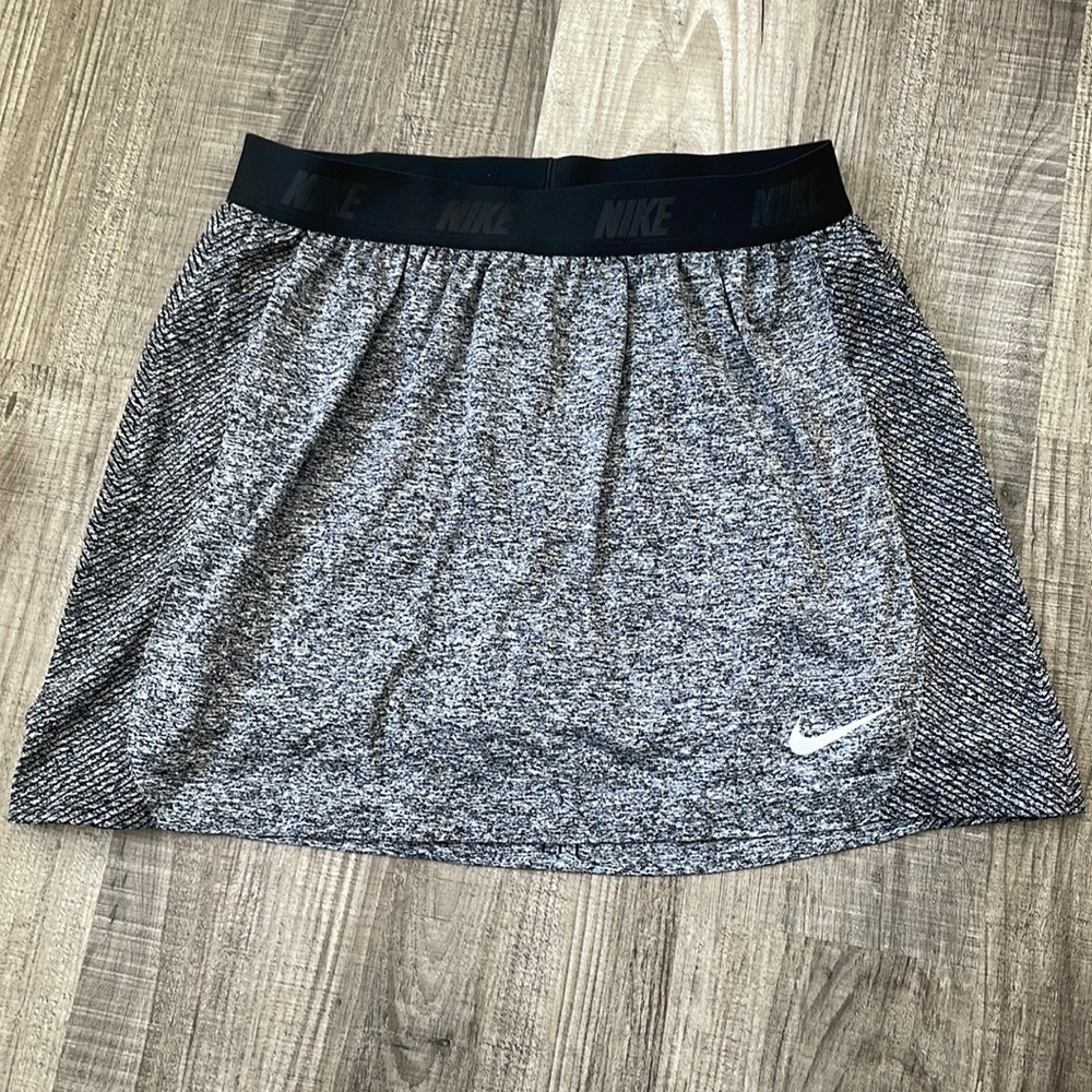 NIKE golf skort